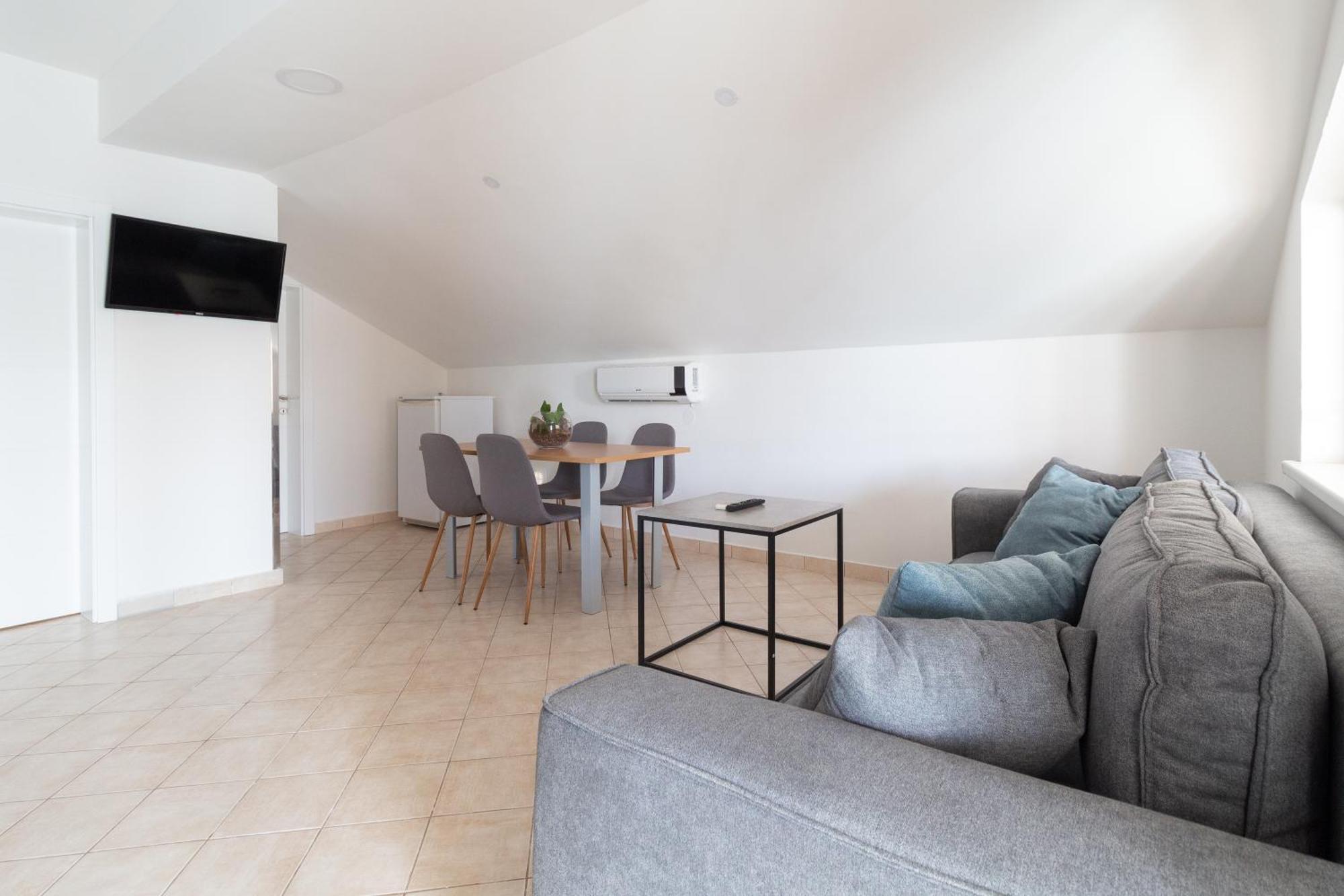 Apartmani Ivano Vir Extérieur photo