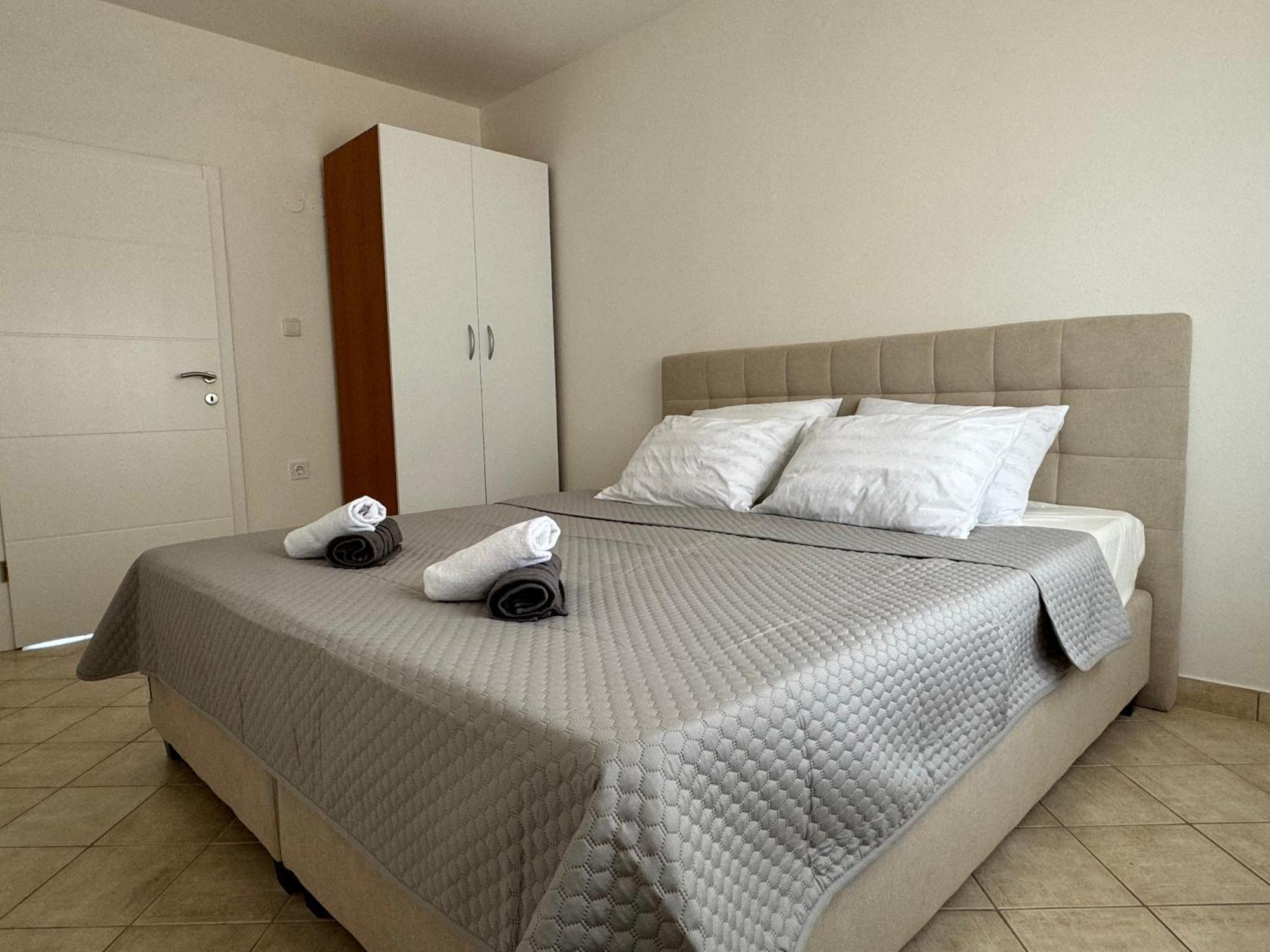 Apartmani Ivano Vir Extérieur photo