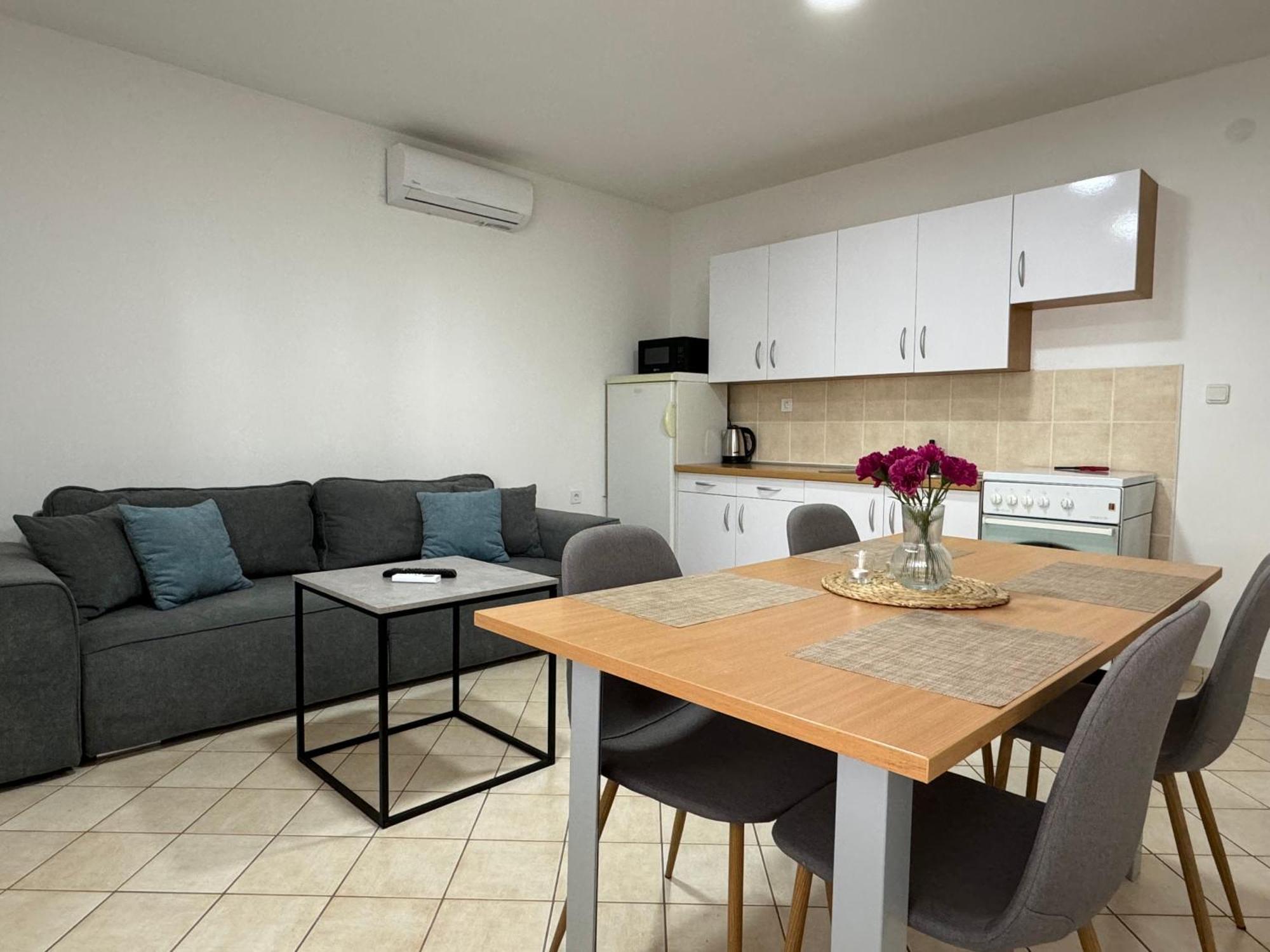 Apartmani Ivano Vir Extérieur photo